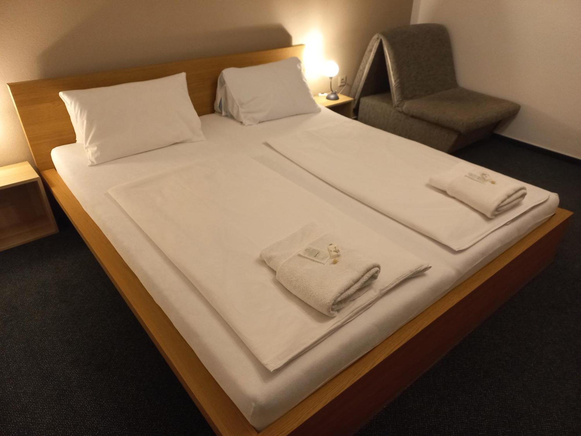 Hotel Bila Pani Jindřichův Hradec Zimmer foto